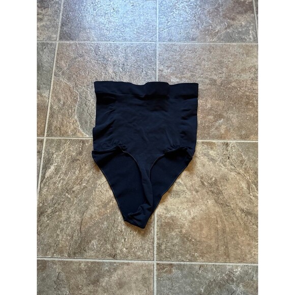 Skims Seamless Sculpt Mid Waist Thong Onyx 3XL - Picture 4 of 7